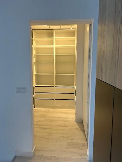 Apartament cu 3 camere decomandat, mobilat în Aviației