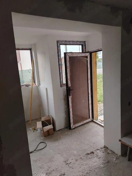 Casă cu 3 camere cu Teren 940 Mp în Central