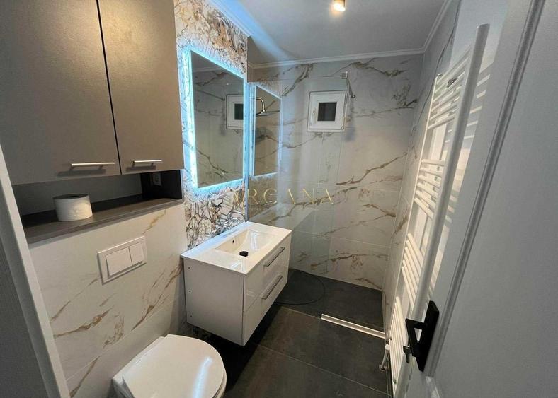 Apartament cu 3 camere decomandat, mobilat în Zorilor