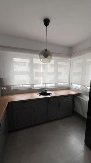 Apartament cu 2 camere decomandat, mobilat în Progresul