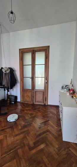Apartament cu 2 camere semidecomandat în Ultracentral