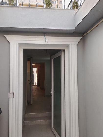 Casă cu 4 camere cu Teren 50 Mp în Dosu Bricii