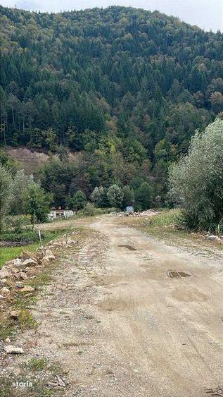 Teren de 3465 mp, în Central
