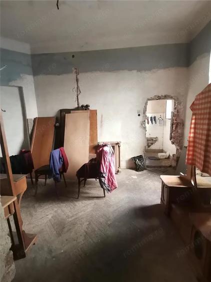 Apartament cu 2 camere decomandat în Universitate