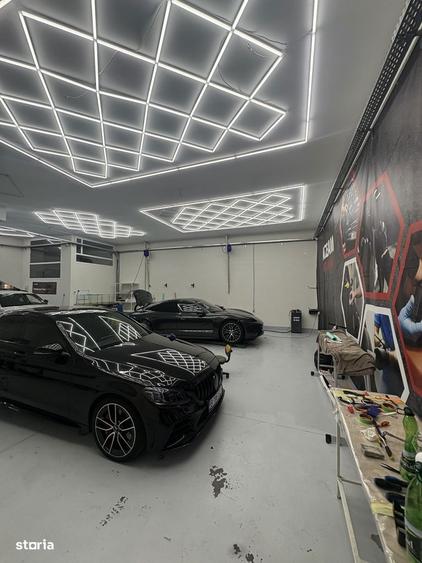 Spațiu comercial, de 240 mp, în Florești