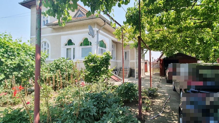 Casă individuală cu 4 camere cu Garaj în Buftea