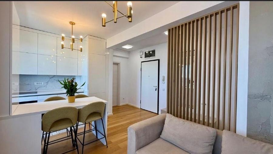 Apartament cu 2 camere semidecomandat, mobilat în Aviației
