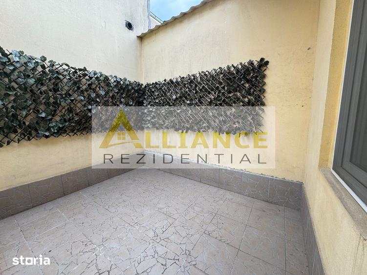 Apartament cu 2 camere în Decebal