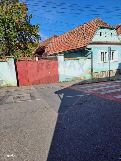 Casă cu 3 camere cu Teren 511 Mp în Central