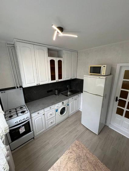 Apartament cu 2 camere decomandat în Grigorescu