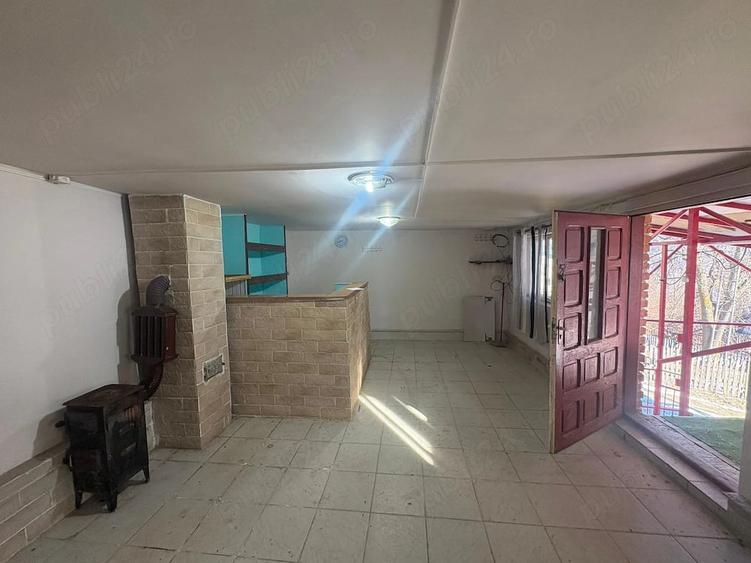 Casă cu 1 camere cu Teren 285 Mp în Șotrile