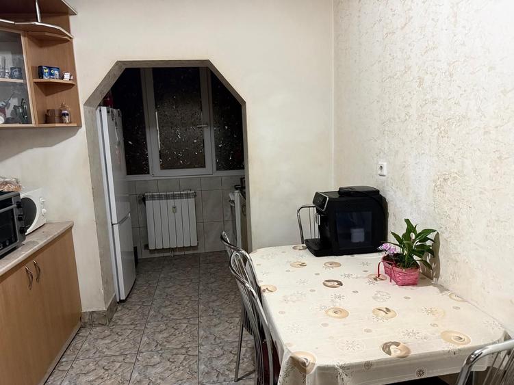 Apartament cu 2 camere decomandat în Nufărul