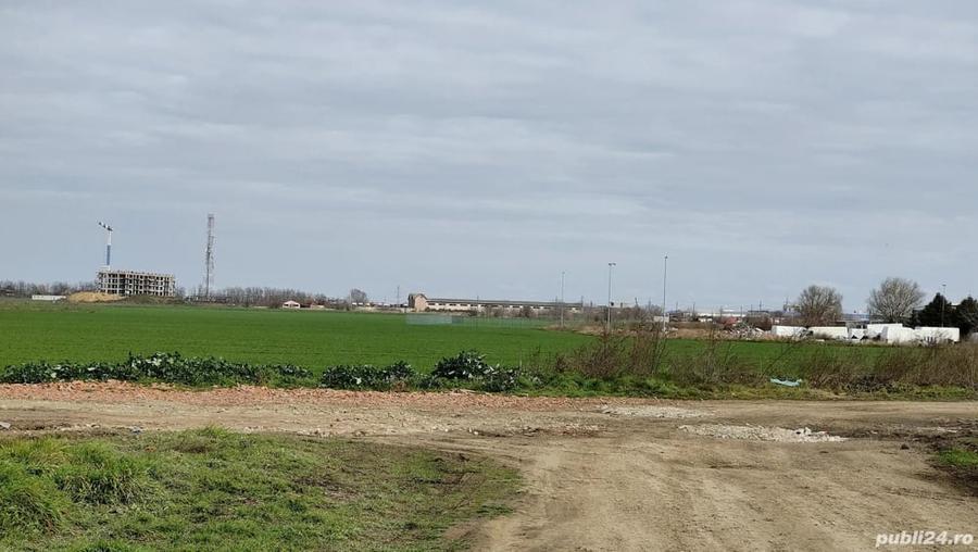 Teren de 554 mp, în Palas