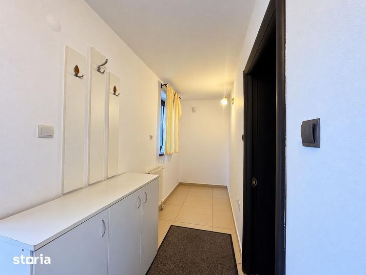 Casă cu 6 camere cu Teren 1538 Mp în Dănești