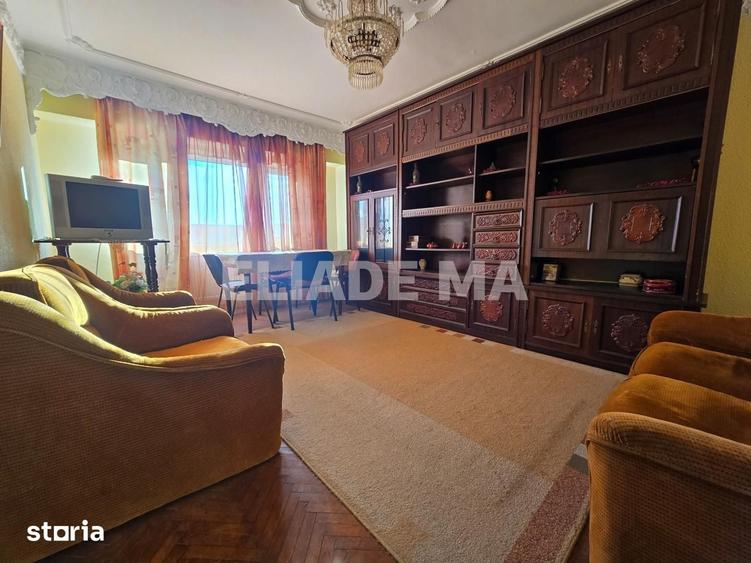 Apartament cu 3 camere decomandat în Nord