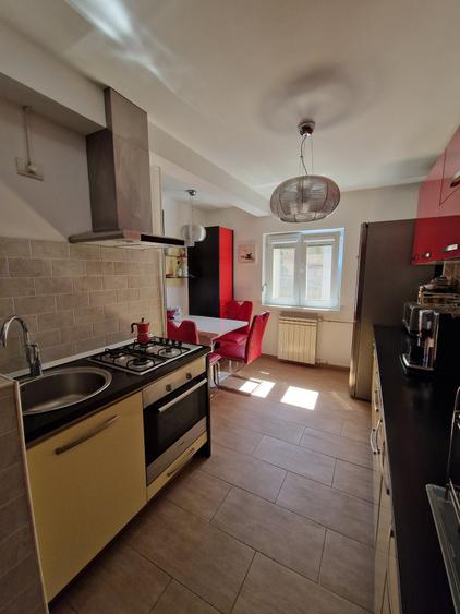 Apartament cu 2 camere decomandat în Vitan Mall