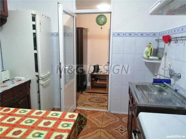 Apartament cu 2 camere decomandat în Bucovina