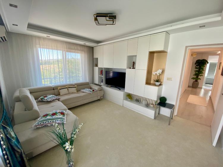Apartament cu 2 camere decomandat în Bucium