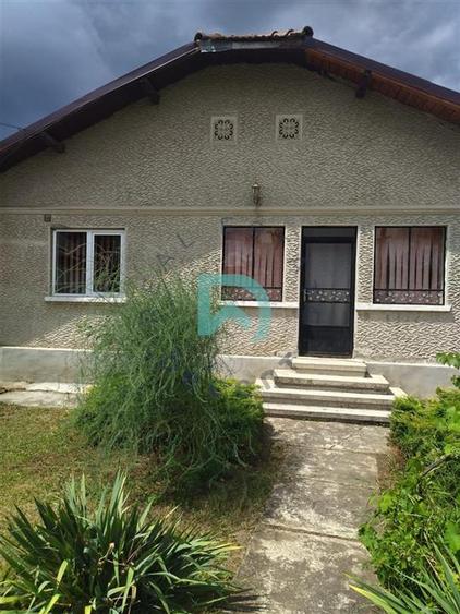 Casă individuală cu 3 camere cu Teren 529 Mp în Podul Vadului