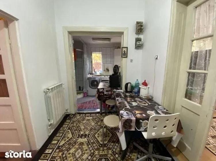 Casă cu 3 camere în Ștefan cel Mare