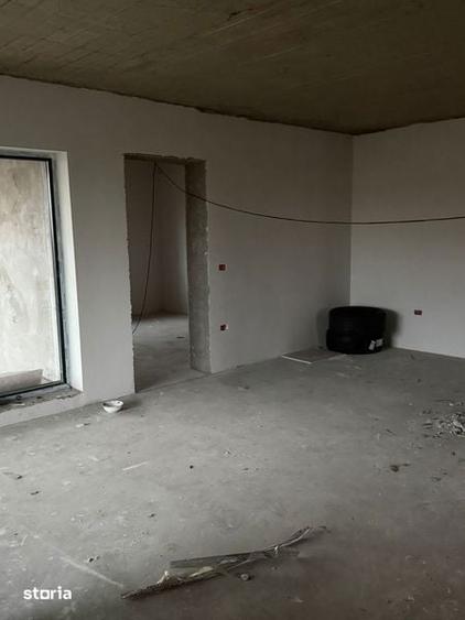 Casă cu 4 camere cu Teren 150 Mp în Vânători