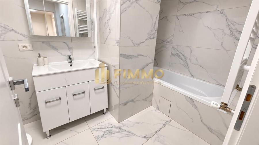 Apartament cu 3 camere semidecomandat, mobilat în Central