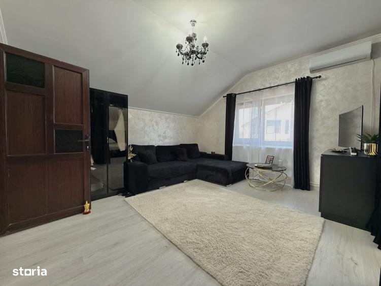 Casă cu 4 camere în Central