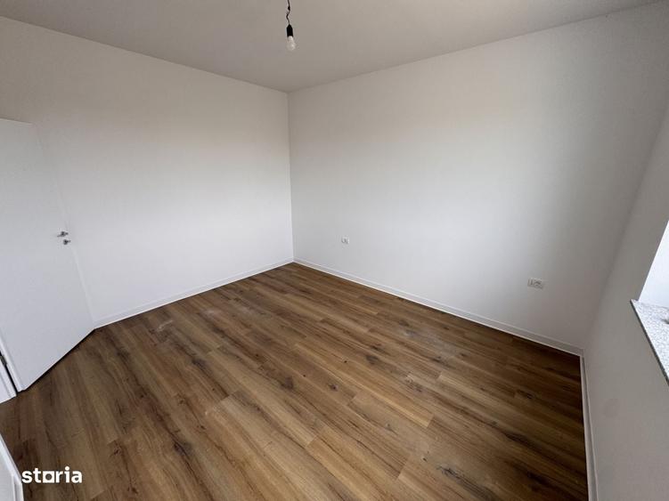 3 Camere, Pod Mansardabil, Toate Utilitatile - 4