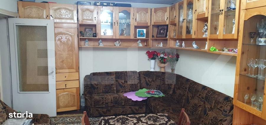 Apartament cu 3 camere decomandat în Central