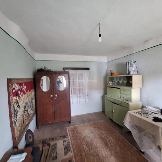 Casă cu Teren 4636 Mp în Central