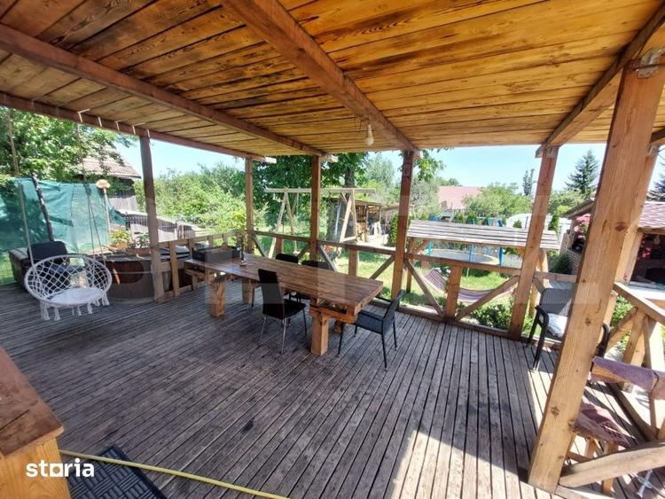 Casă cu 8 camere cu Teren 900 Mp în Săcele