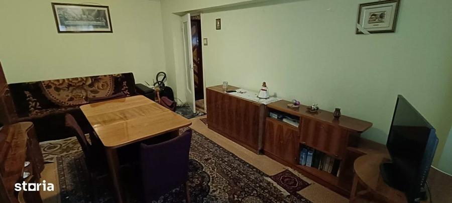 Apartament cu 4 camere, mobilat în Răcădău