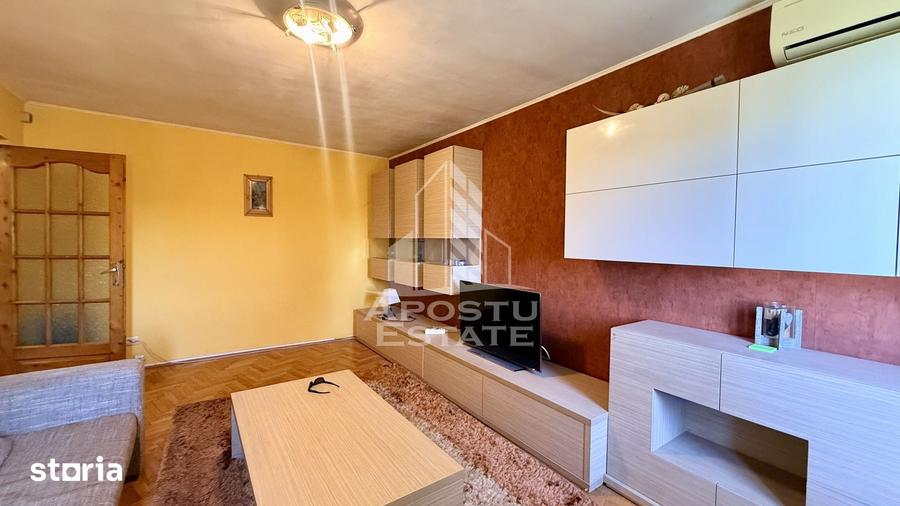 Apartament cu 3 camere decomandat în Bucovina