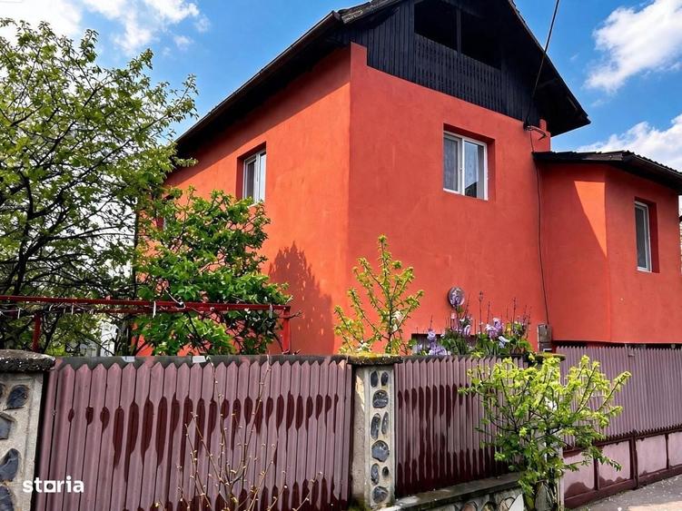 Casă cu 4 camere în Jiblea Nouă
