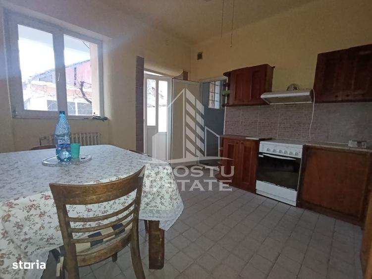 Casă cu 4 camere în Șagului