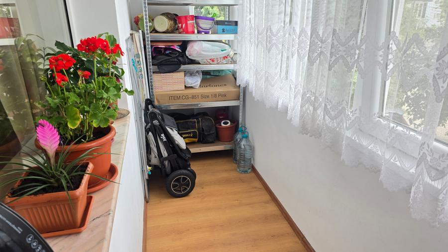 Apartament cu 2 camere semidecomandat în Gojdu