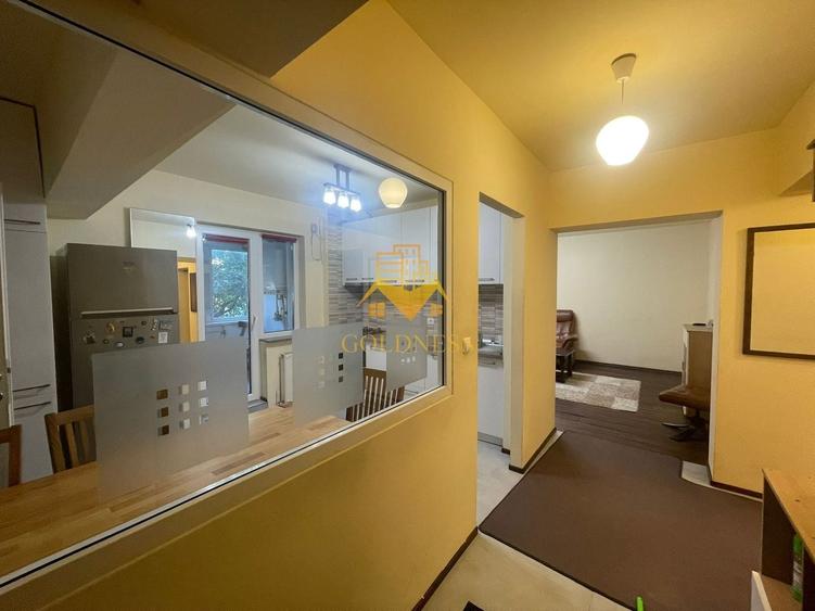 Apartament cu 3 camere decomandat în Mărăști