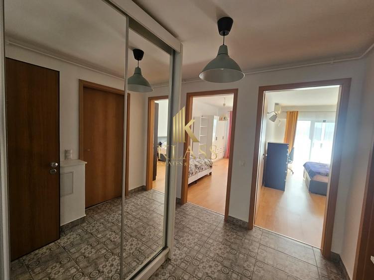 Apartament cu 3 camere decomandat, mobilat în Doamna Ghica