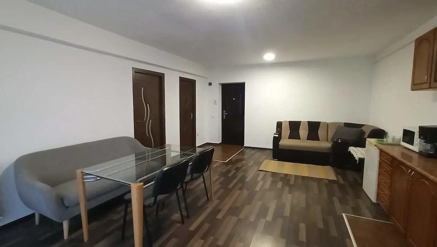 Apartament cu 2 camere decomandat în Florești