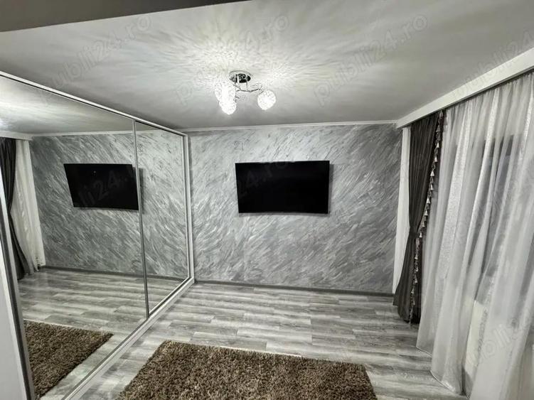 Vand apartament decomandat Alexandria, intre 1 Mai ?i ?coala 4 - 6