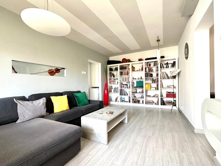 Apartament cu vedere pe spate în zona Calea Moșilor, intersecție cu Eminescu - 1