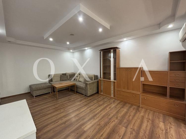 Apartament cu 3 camere decomandat, mobilat în Cetății