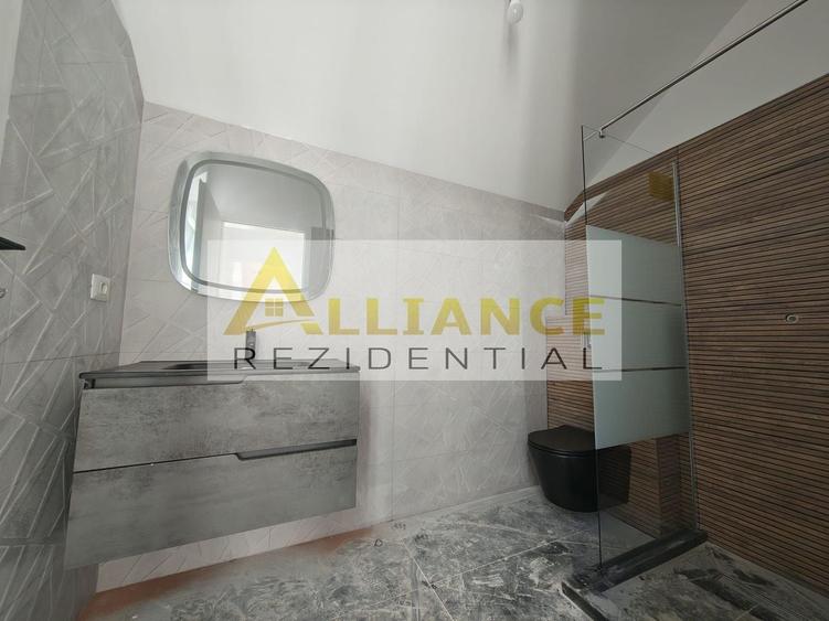 Casă individuală cu 4 camere cu Canalizare în Berceni