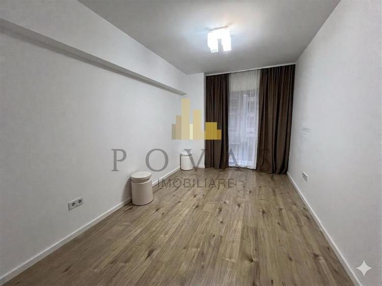 Apartament cu 3 camere semidecomandat în Barbu Văcărescu