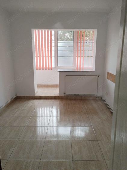 Spațiu comercial, de 95 mp, în Curtea de Argeș