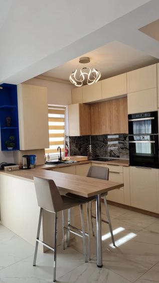 Apartament cu 3 camere decomandat, mobilat în Giroc