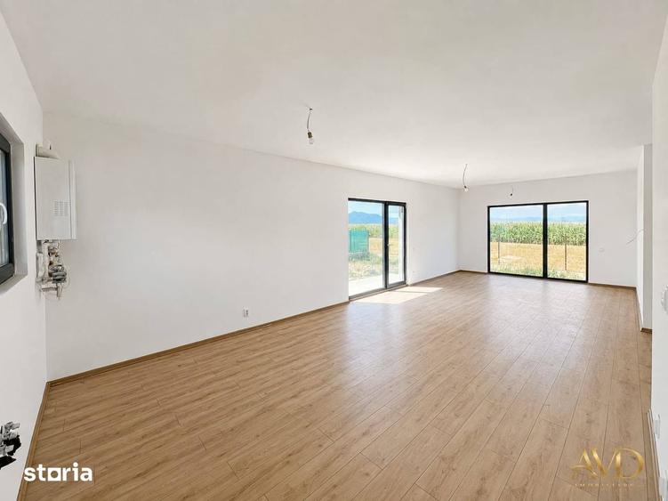 Casă cu 3 camere cu Teren 484 Mp în Prejmer