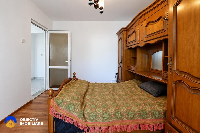 Apartament cu 3 camere decomandat în Central