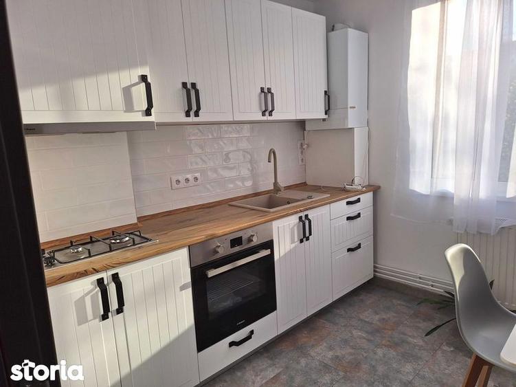 Apartament cu 2 camere semidecomandat, mobilat în Mărăști