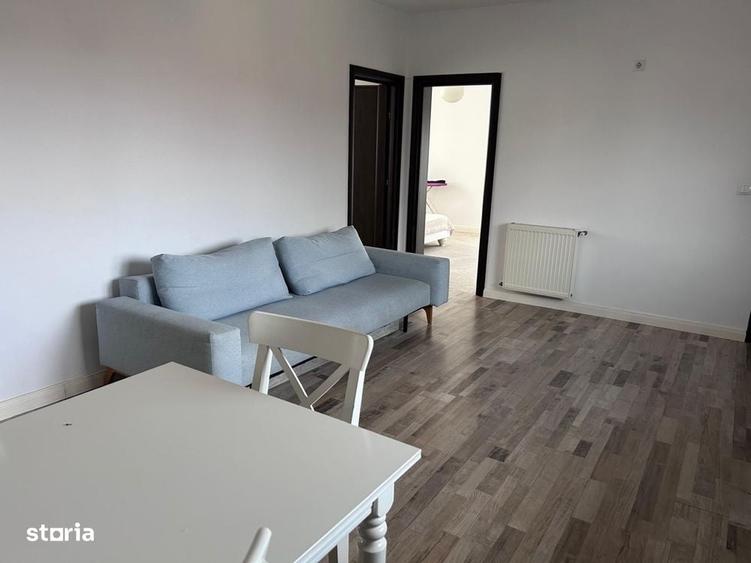 Apartament cu 3 camere decomandat în Ciupercenii Noi